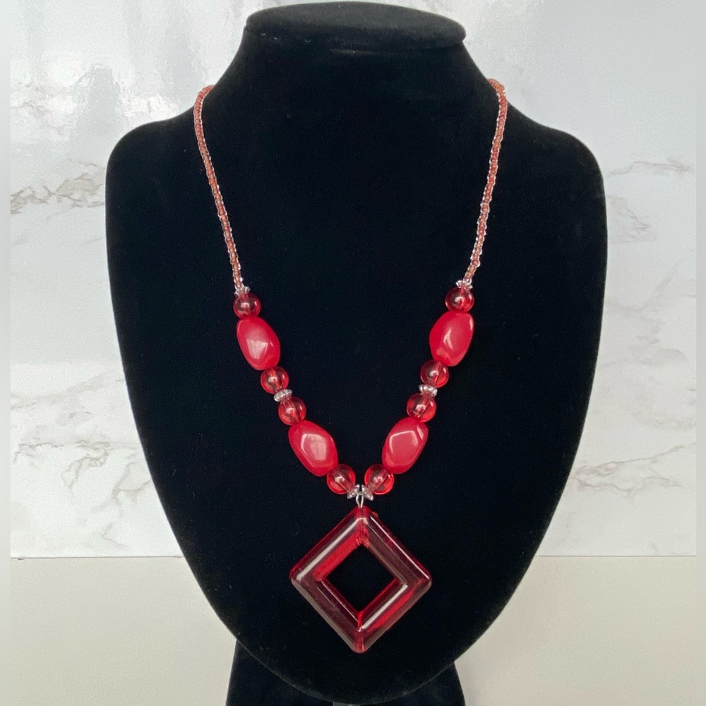Women's Red Bead Necklace One Size